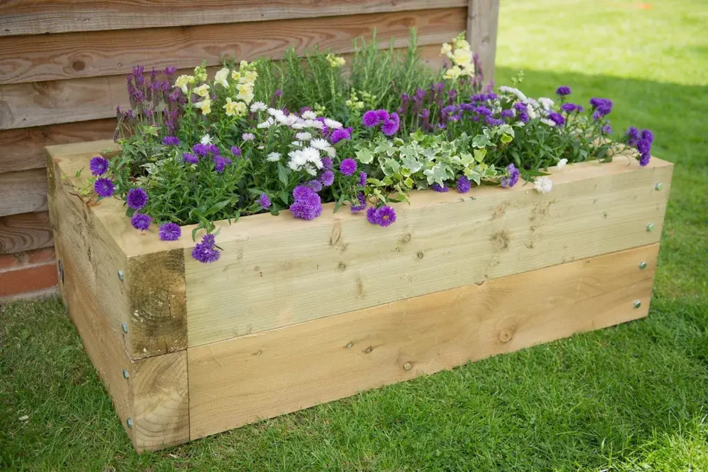 diy wooden planter box (1)