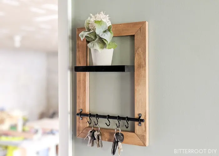 Key Holder with Shelf