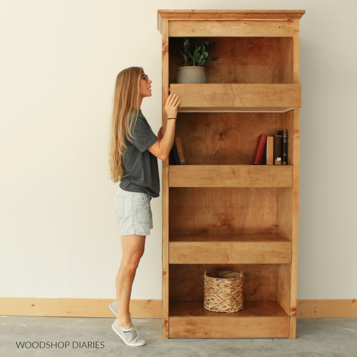 Simple Bookshelf