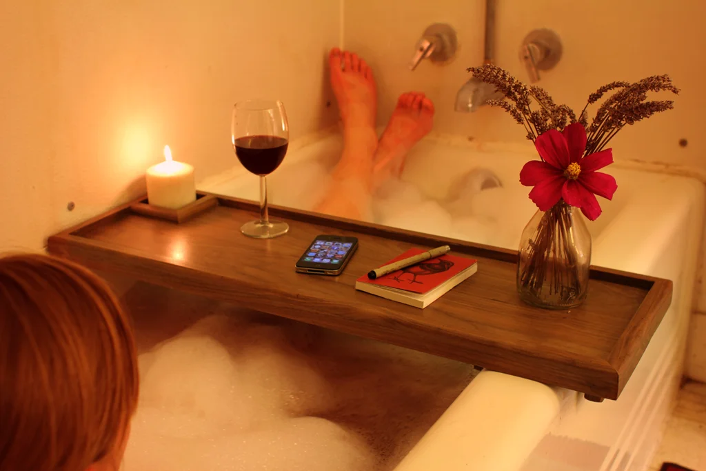 bathtub caddy