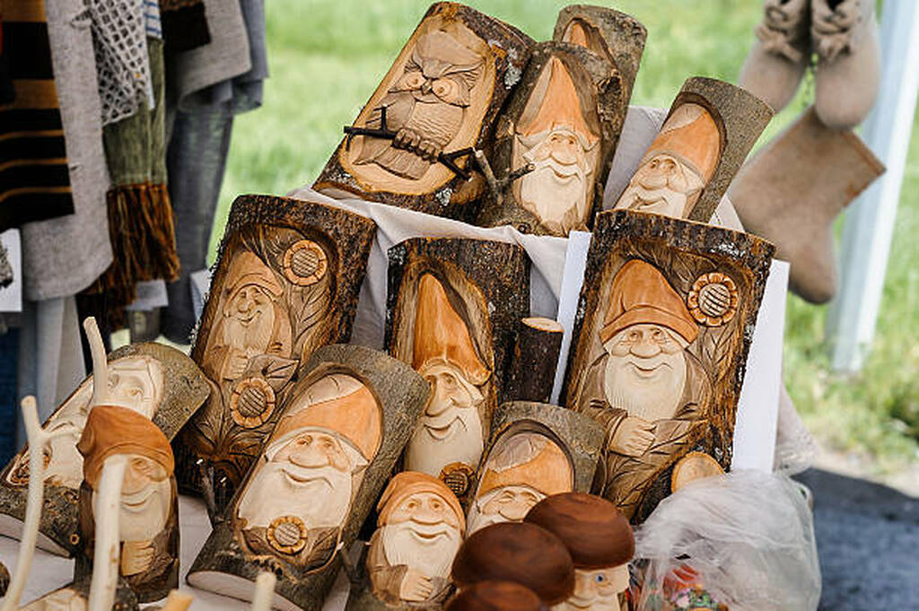 wood carving faces projects