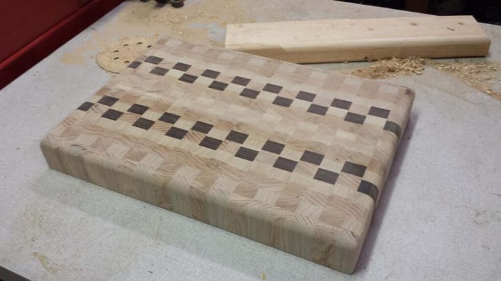 15 Woodworking Projects Using Basic Tools for Beginners - Bubblerelief ...