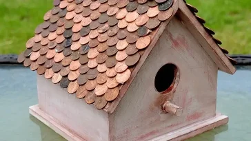 prenny roof birdhouse plans