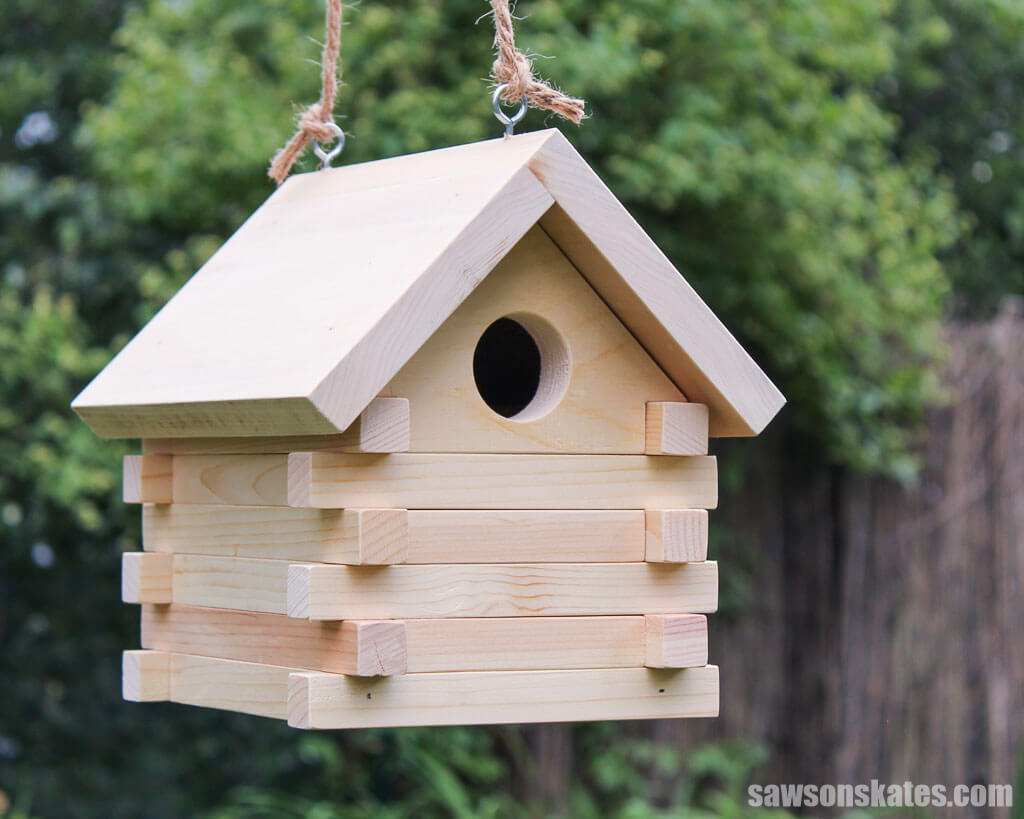 Log Cabin Birdhouse