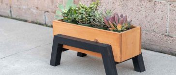 Tiny Wooden Planter Box - little wood projects