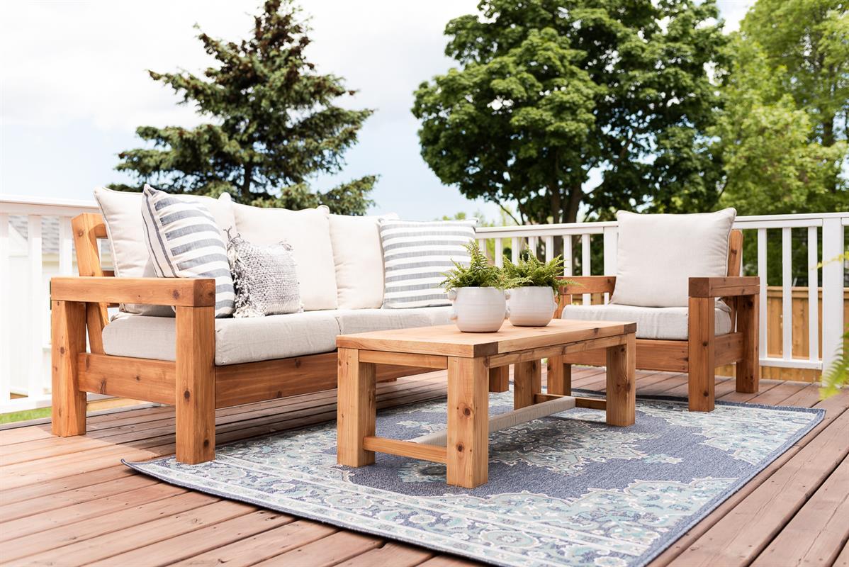 DIY Outdoor Couch - Patio Sofa
