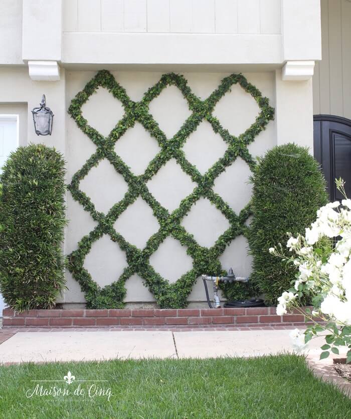 Diamond-Pattern Trellis