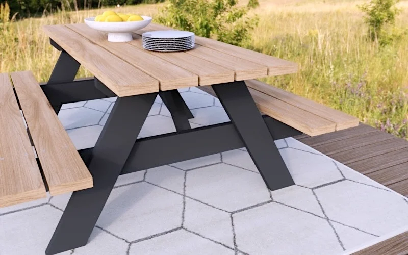 Classic Picnic Table