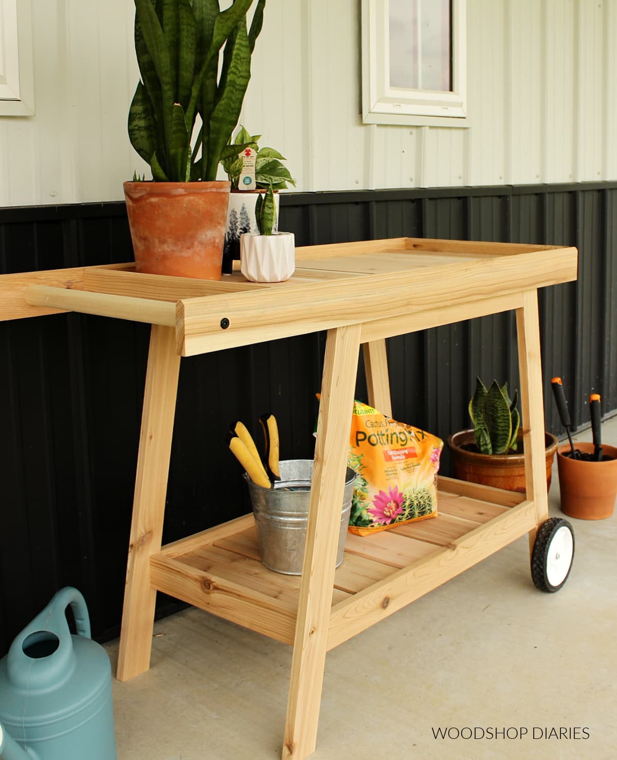 Rolling Potting Bench With Locking Casters