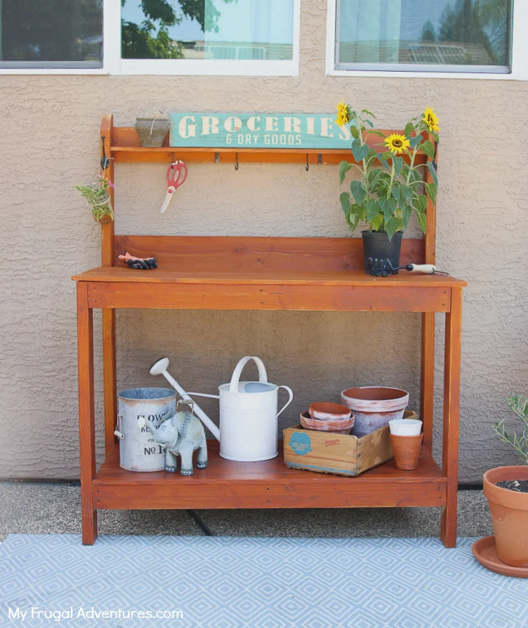 Rustic 2x4 Potting Bench Made From Fence Pickets