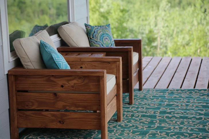 2x4 Outdoor Chair Set