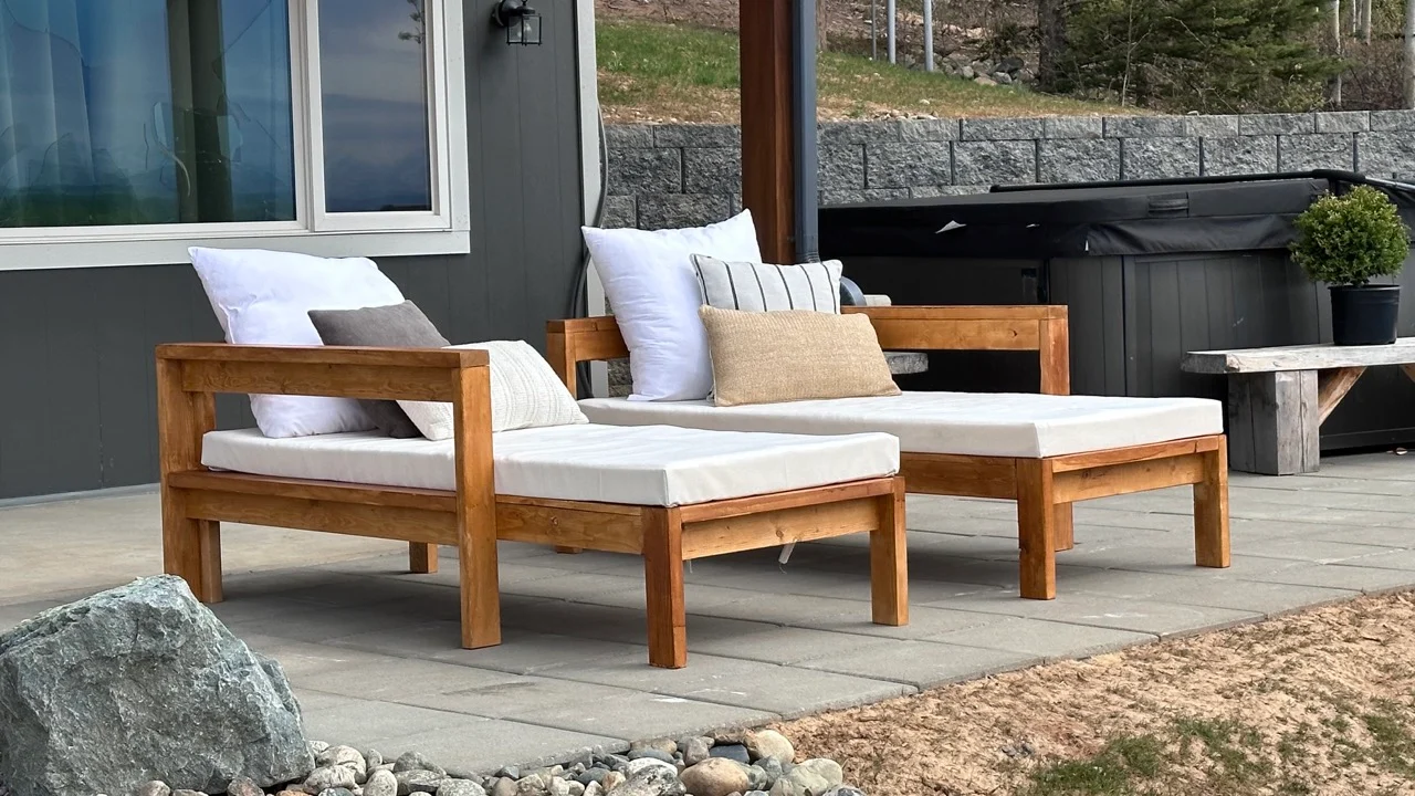 2x4 Outdoor Lounge Chair