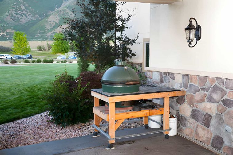 DIY Grill Stations and BBQ Prep Tables