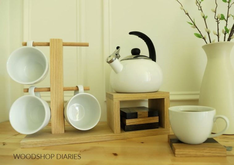 Scrap wood kitchen projects: oak tea station tray with mug holder by Woodshop Diaries